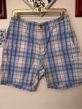 Vinyard vines plaid breaker shorts
